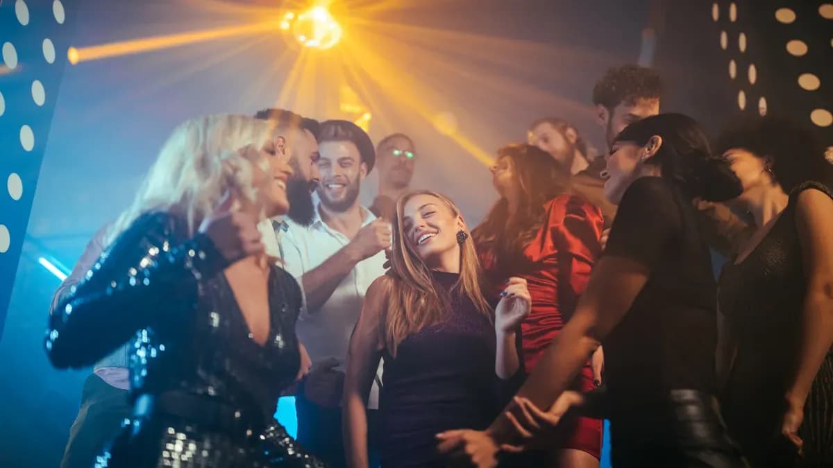 Вечірки та нічне життя